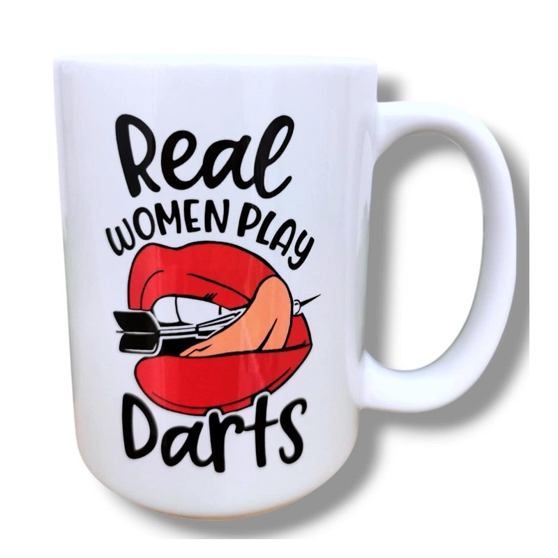 Kubek DARTS - real women play darts- 330/450ml